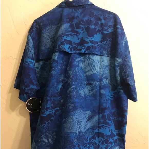 NWT Men’s RealTree S/S Fishing Shirt XXL Multi Blue Color New Free Bottle Opener - Picture 4 of 10